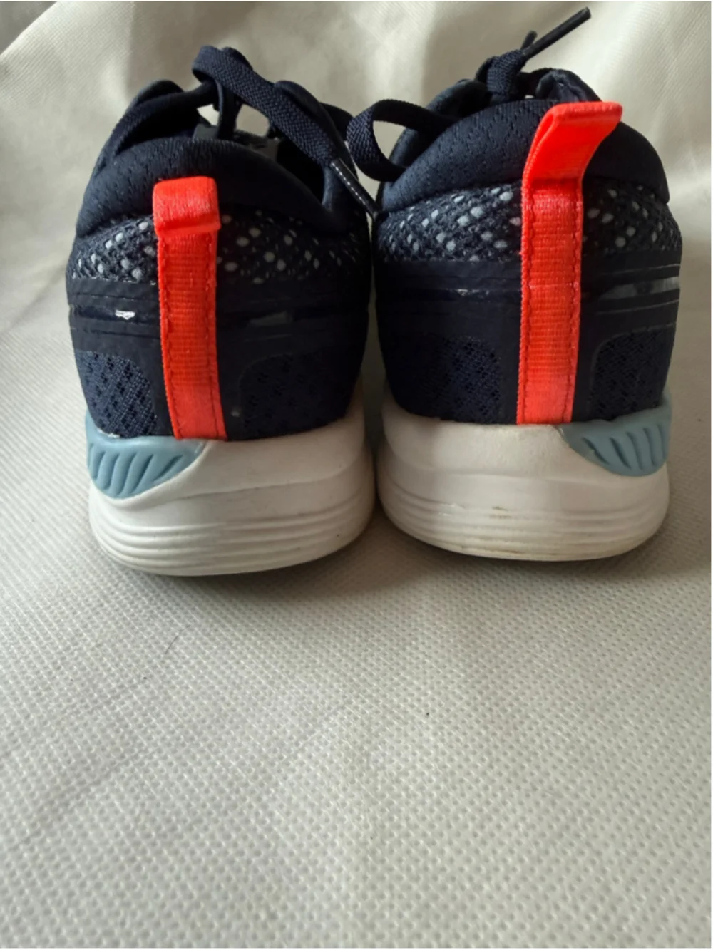 New Balance women new